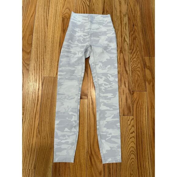 Lululemon Wunder Train Leggings - Picture 1 of 6
